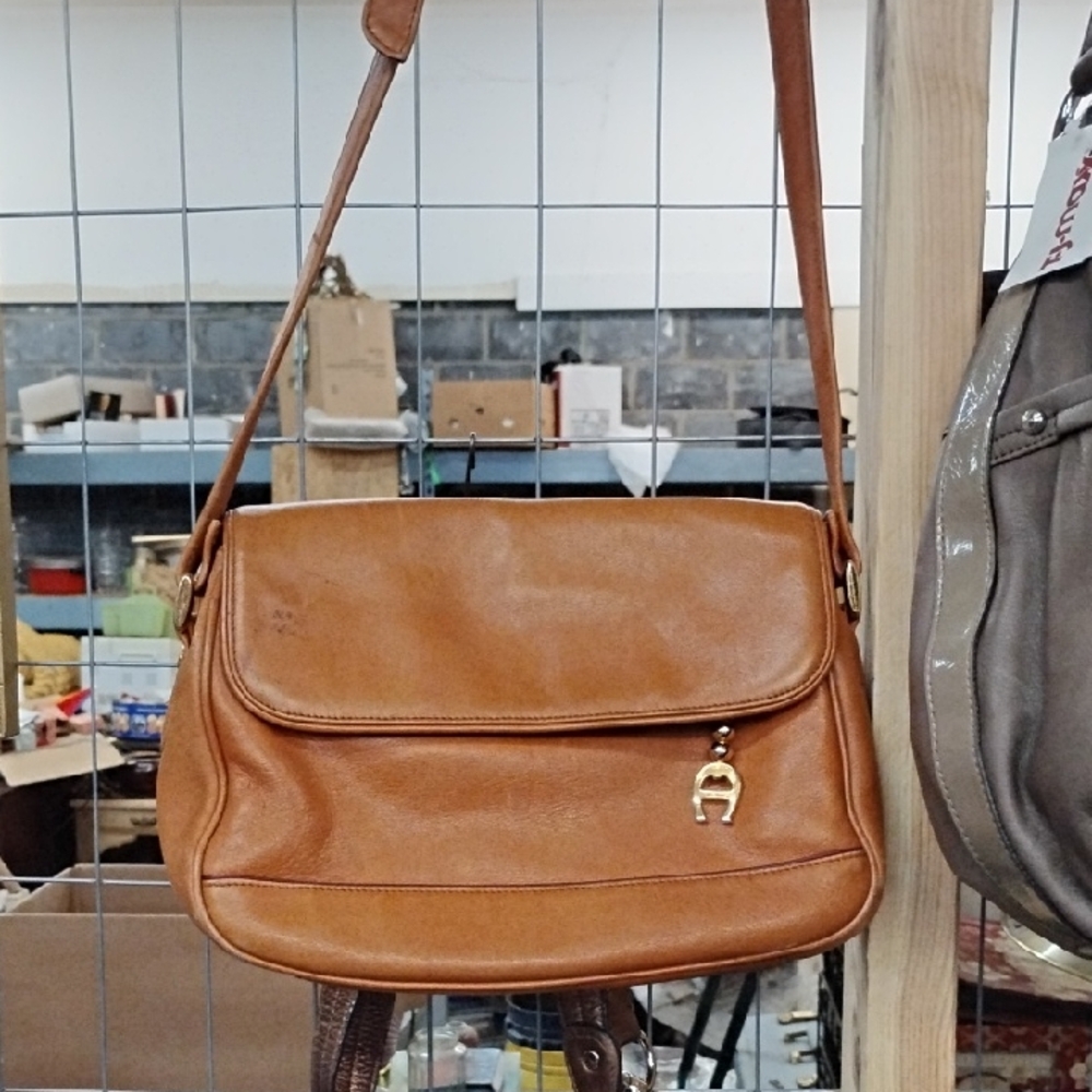Brown Leather Etienne Aigner Shoulder Bag